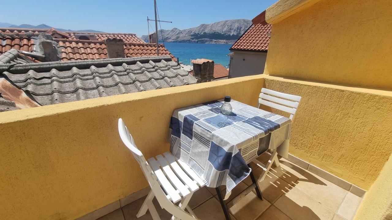 Apartment Igor With Balcony And Sea View Baška Eksteriør bilde
