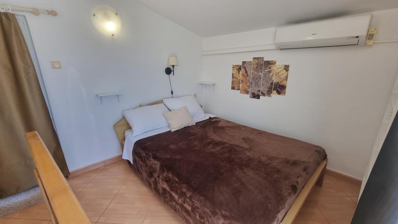 Apartment Igor With Balcony And Sea View Baška Eksteriør bilde